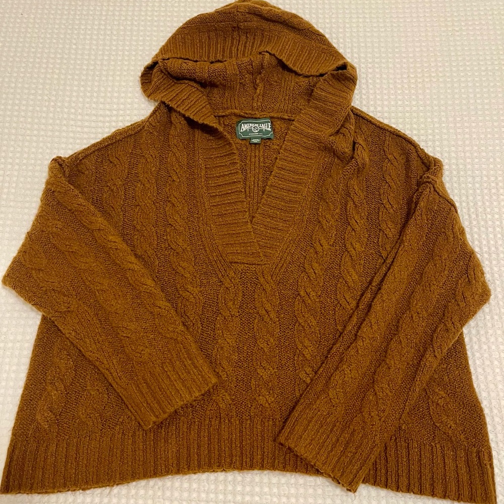 American Eagle Pullover Sweater